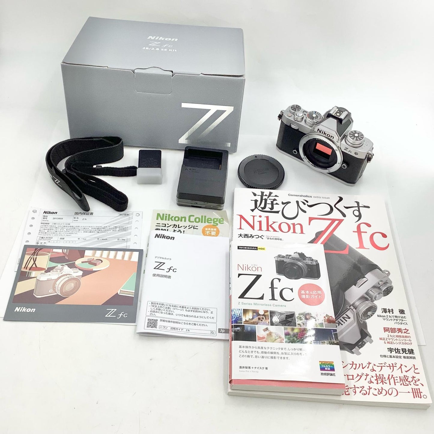 【全額返金保証】【最速発送】Nikon デジタル一眼 Z fc シルバー 超美品 動作確認済