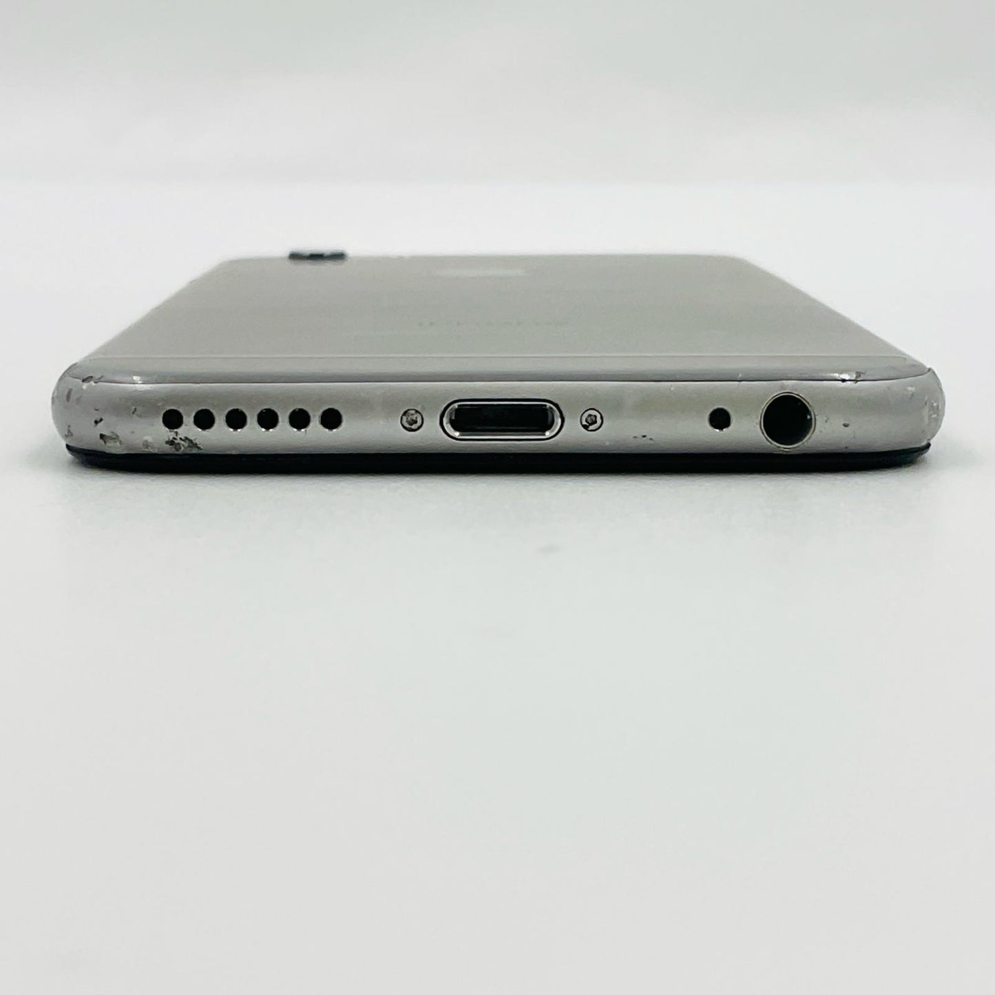 【全額返金保証】【最速発送】Apple iPhone iPhone 6 64GB Softbank 白ロム 動作確認済 84.4%