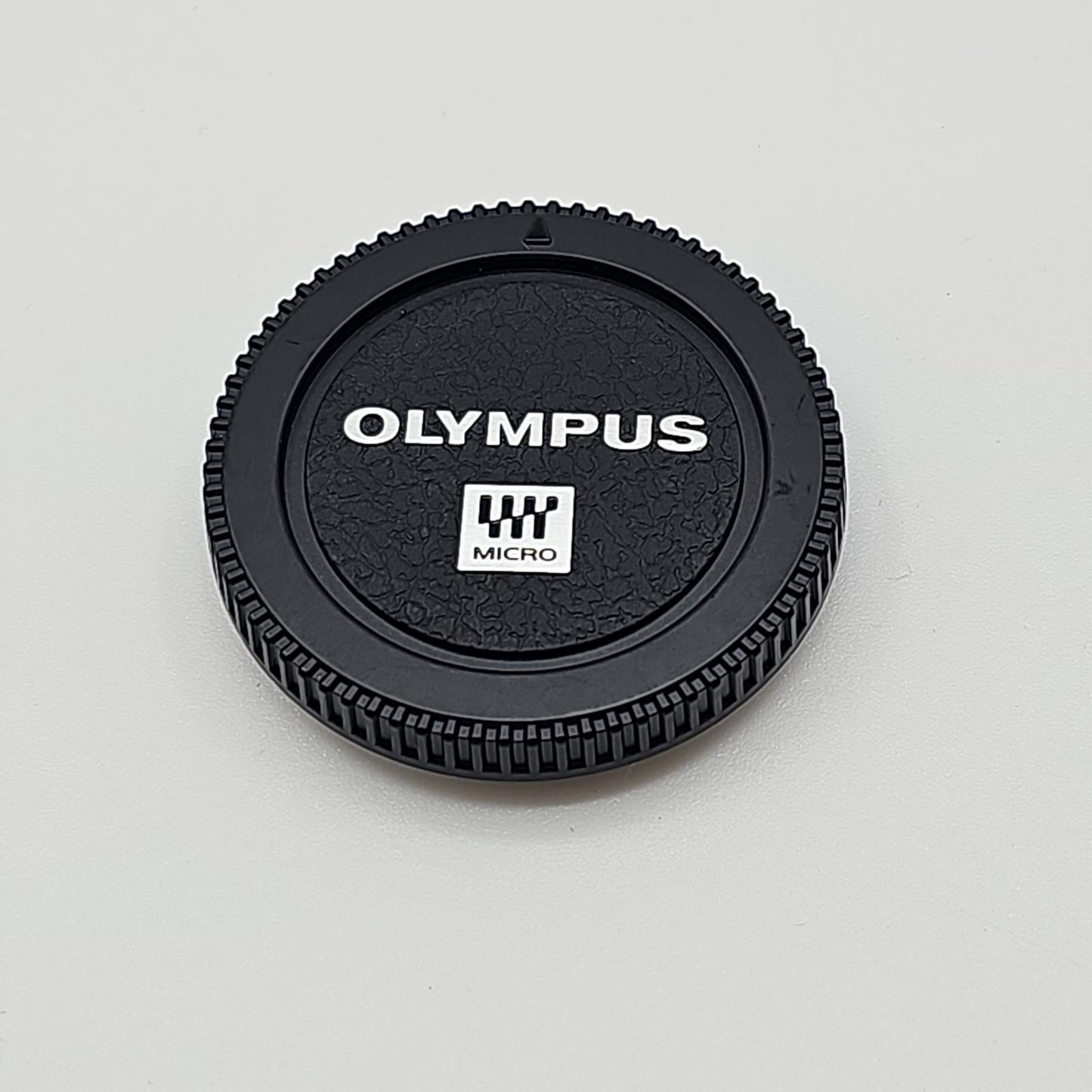 【全額返金保証】【最速発送】OLYMPUS デジタル一眼 OM-D E-M10 Mark III ブラック 動作確認済