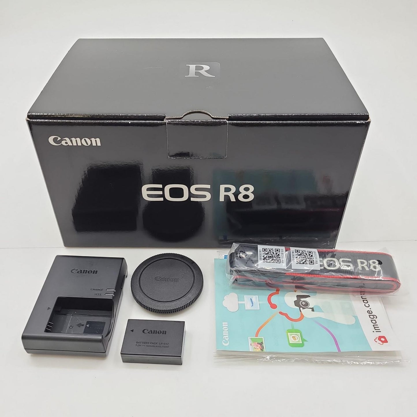 【全額返金保証】【最速発送】Canon デジタル一眼 EOS R8 ブラック 美品 動作確認済