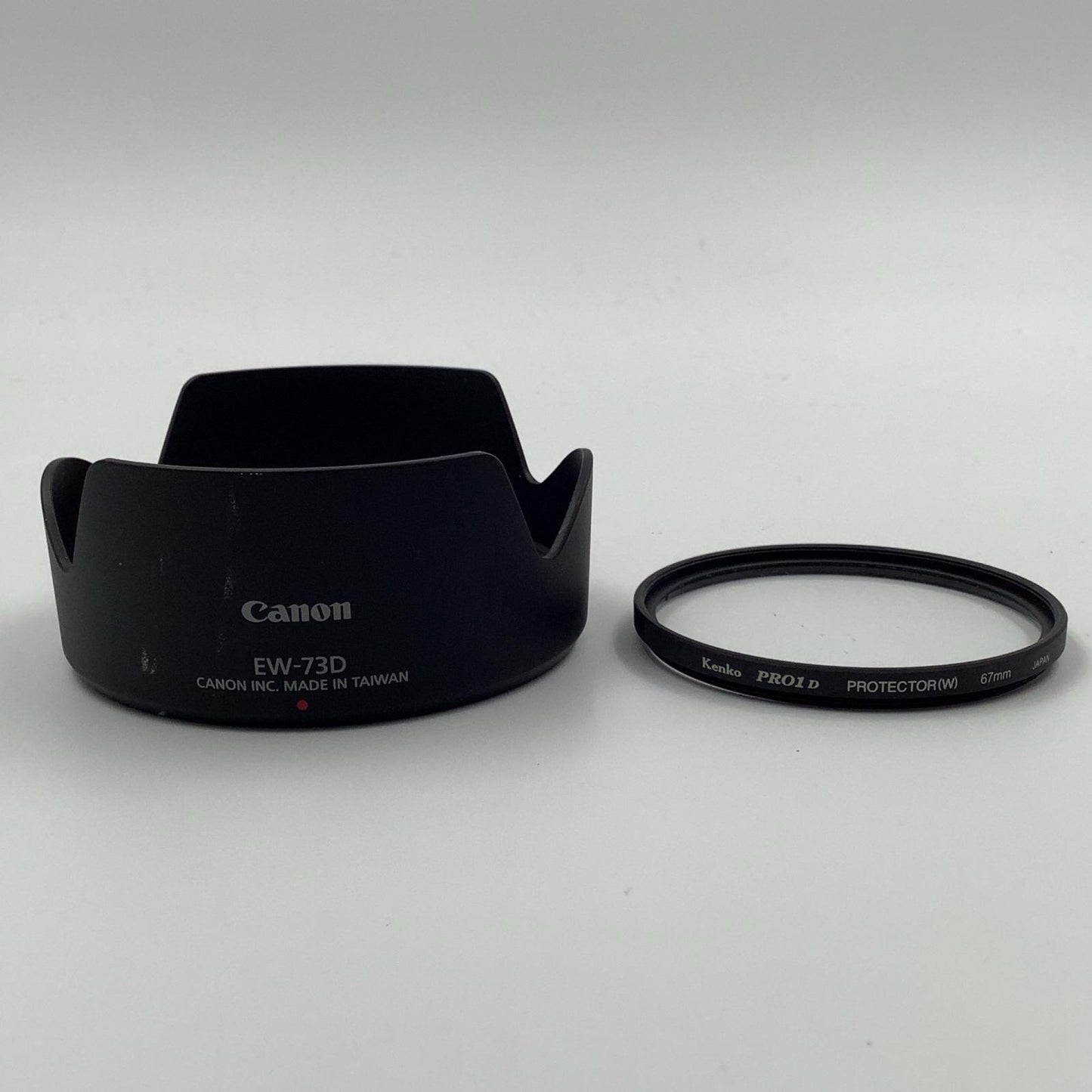 【全額返金保証】【最速発送】Canon EF-S 18-135mm f3.5-5.6 IS USM 美品 動作確認済