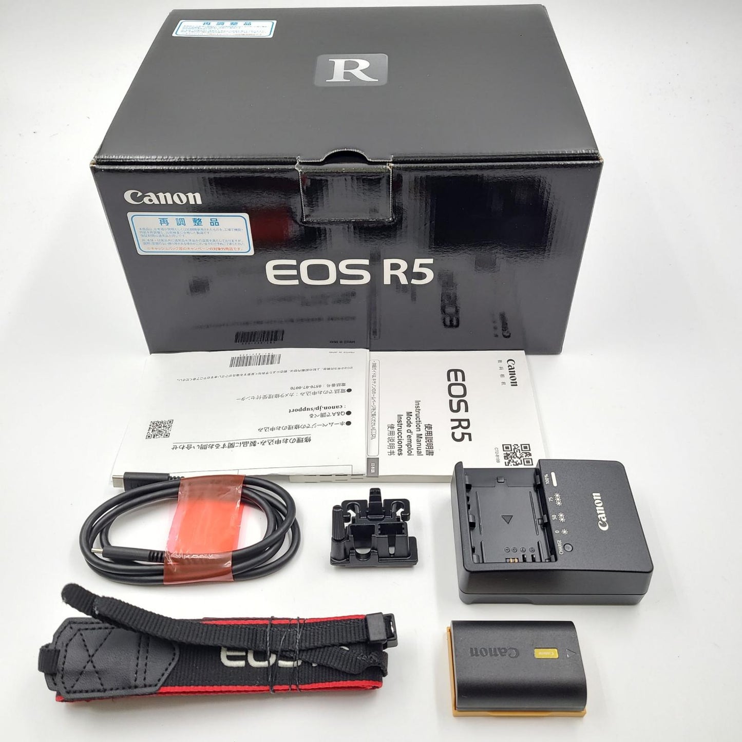 【全額返金保証】【最速発送】Canon デジタル一眼 EOS R5 ボディ ブラック 美品 動作確認済