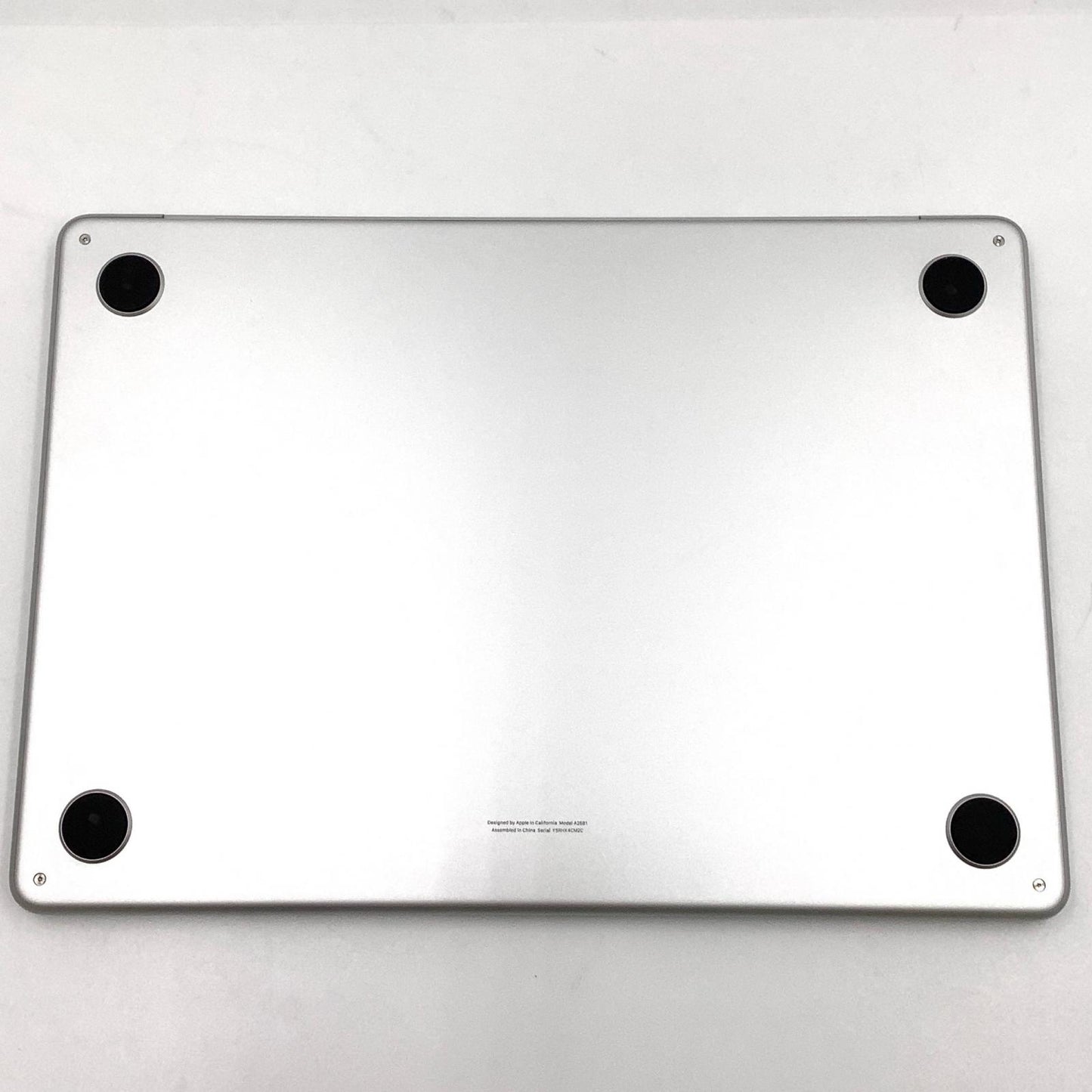 【全額返金保証】【最速発送】Apple MacBook Air 13インチ 2022 M2 16GB SSD 512GB シルバー 美品 動作確認済