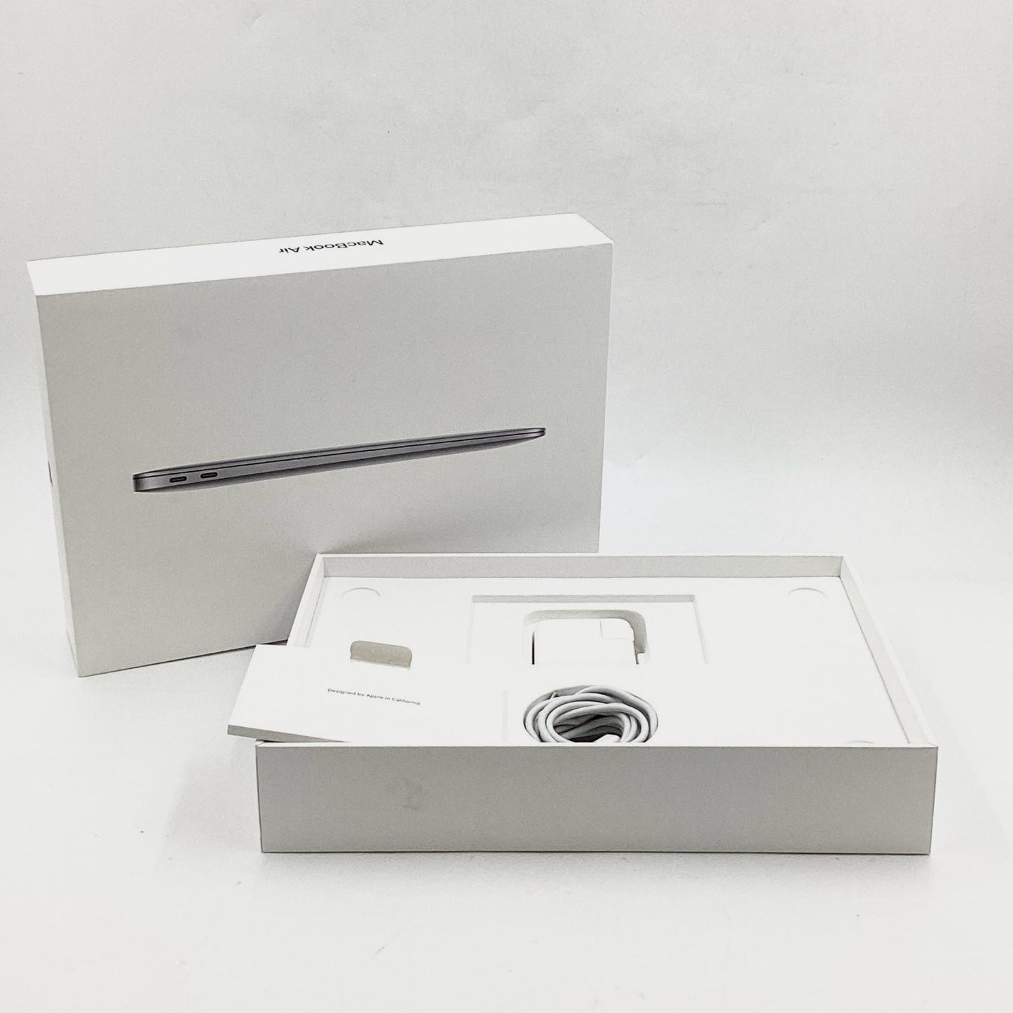 【全額返金保証】【最速発送】Apple MacBook Air 13.3インチ 2020 M1 8コア 8GB SSD 512GB スペースグレイ 100% 動作確認済
