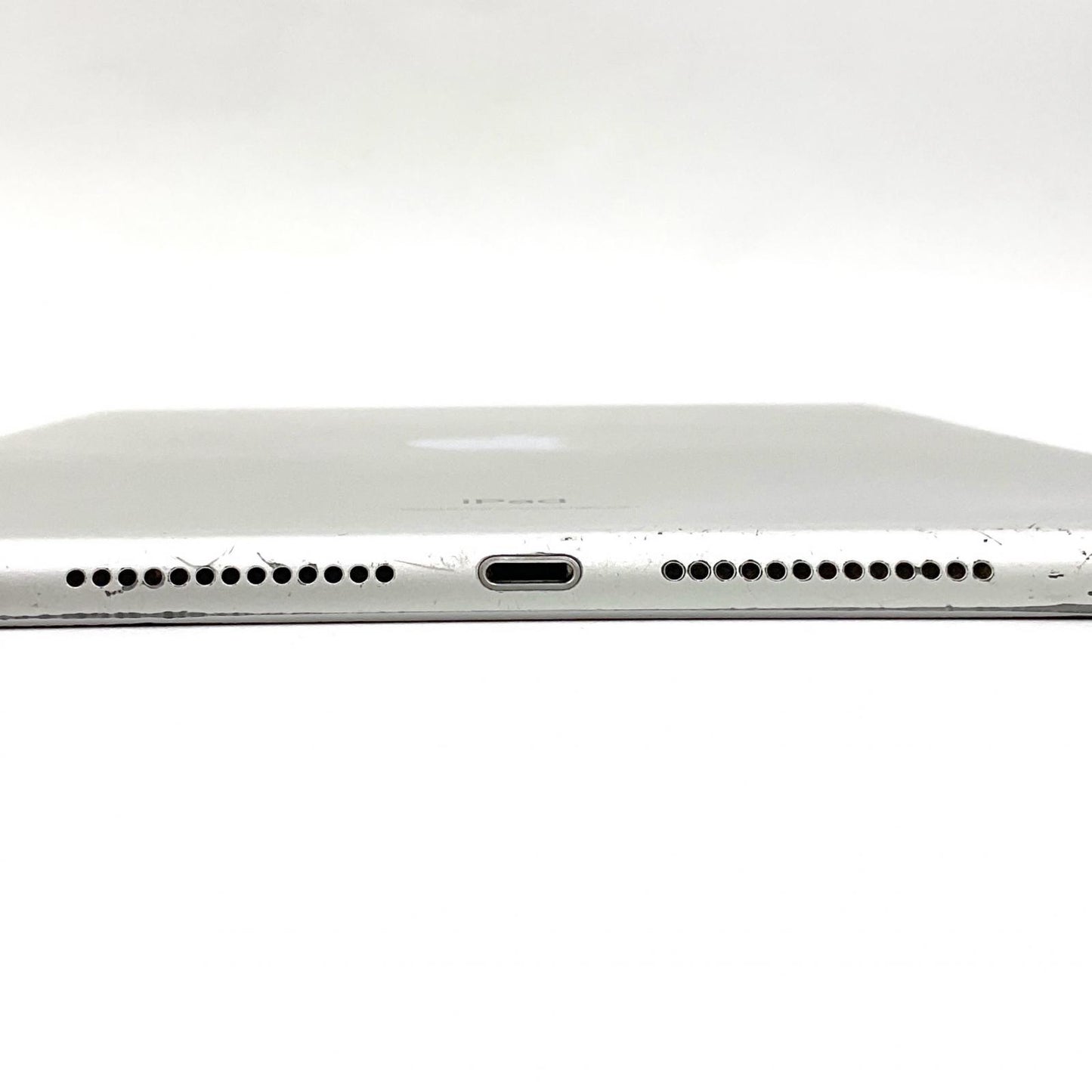【最速発送】Apple iPad iPad 10.2インチ 第9世代 64GB シルバー Wi-Fi【難有】