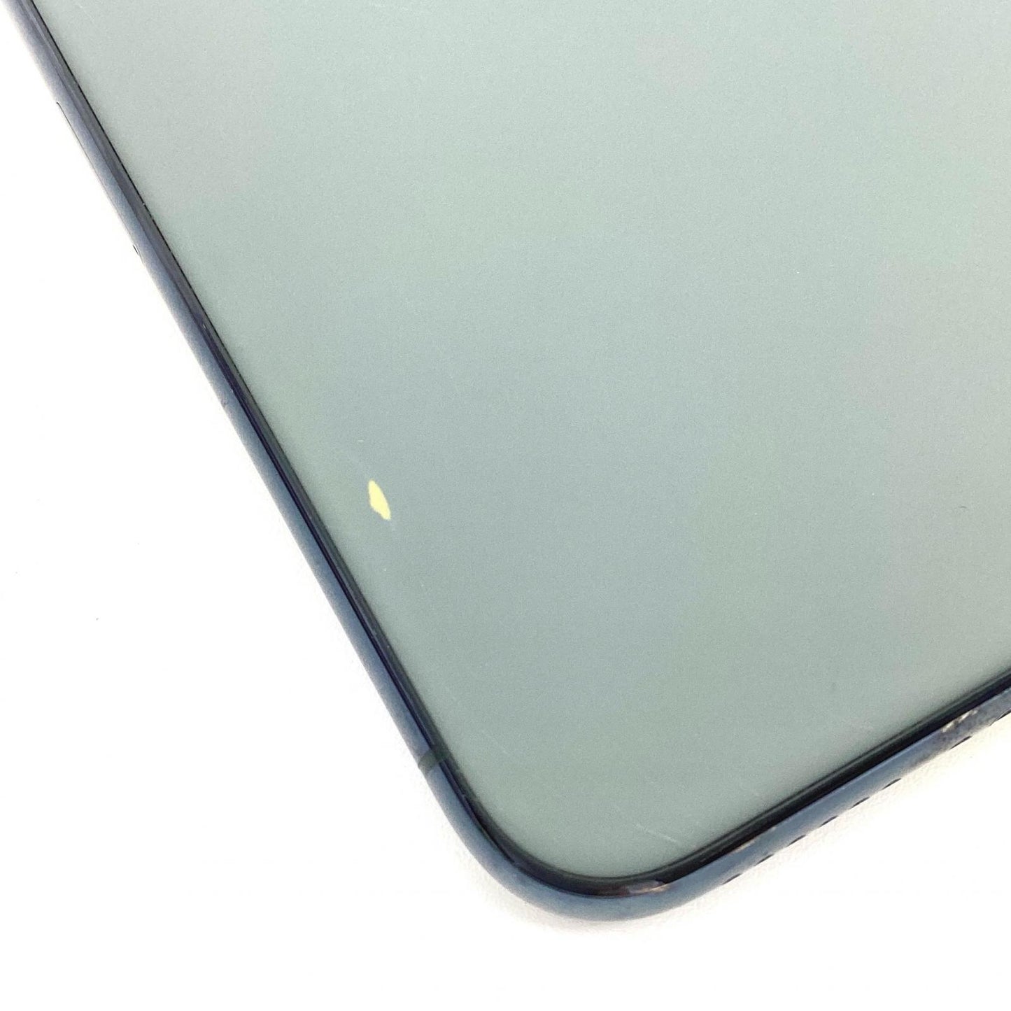 【全額返金保証】【最速発送】Apple iPhone iPhone 11 Pro 256GB ミッドナイトグリーン Softbank 白ロム 動作確認済 66%