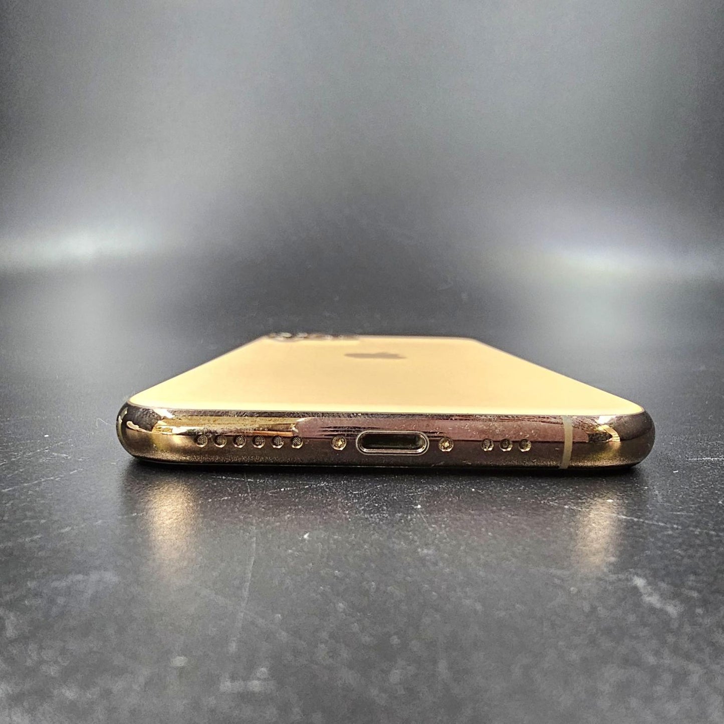 【全額返金保証】【最速発送】Apple iPhone iPhone 11 Pro 256GB ゴールド Softbank 白ロム 動作確認済 75%