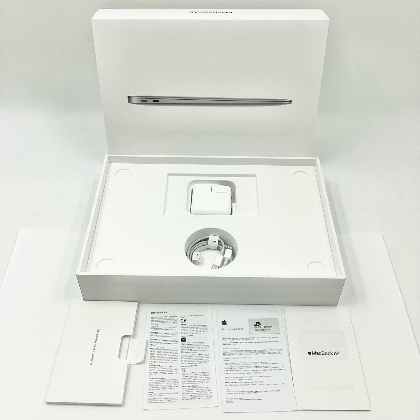 【全額返金保証】【最速発送】Apple MacBook Air 13.3インチ 2020 Apple M1 8GB SSD 256GB スペースグレイ 100% 動作確認済