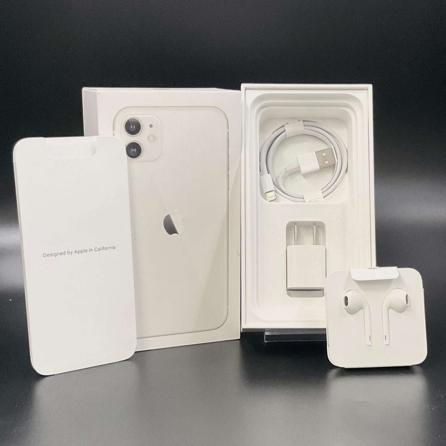 【全額返金保証】【最速発送】Apple iPhone iPhone 11 128GB ホワイト docomo 白ロム 動作確認済 77%