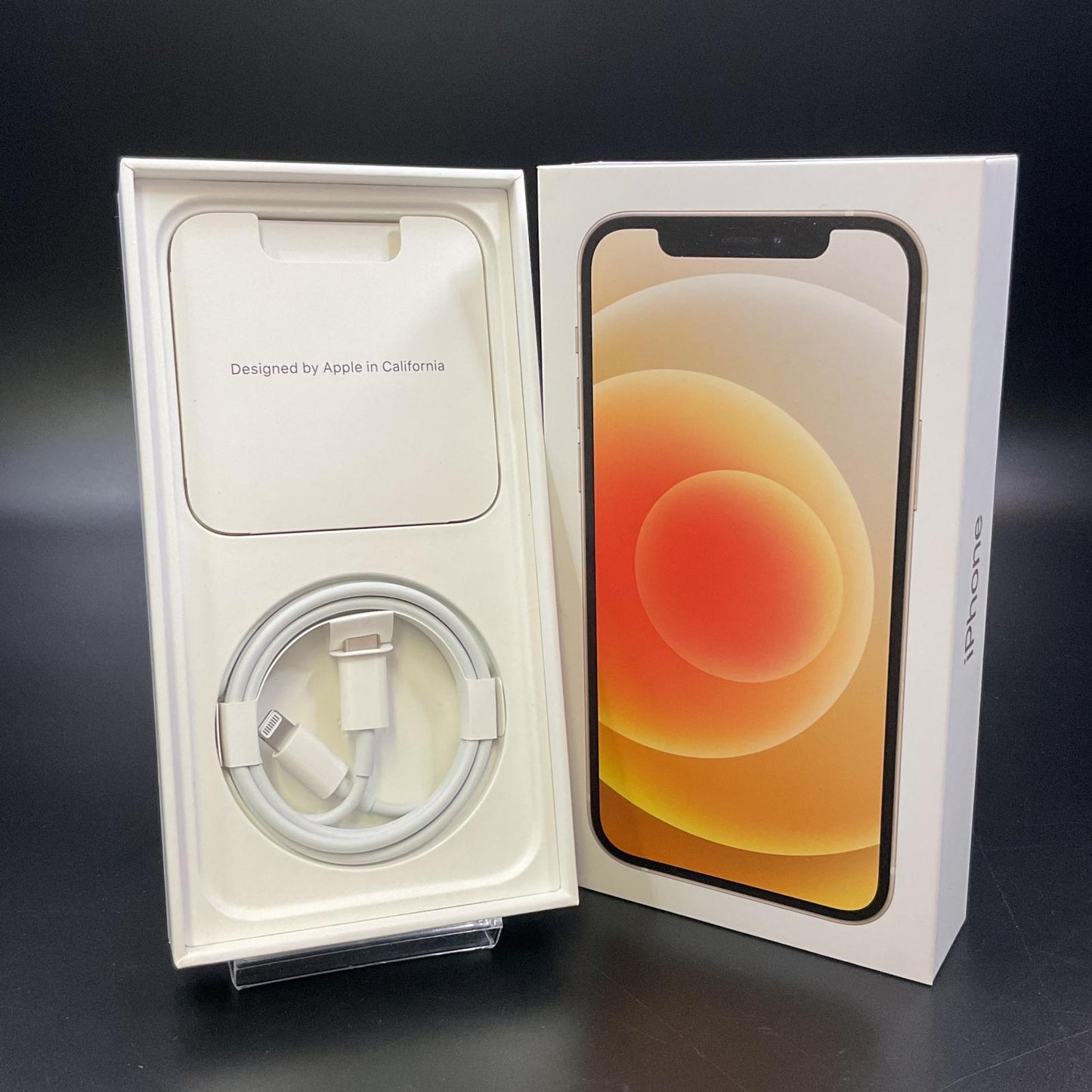 【全額返金保証】【最速発送】Apple iPhone iPhone 12 64GB ホワイト docomo 白ロム 動作確認済 80%