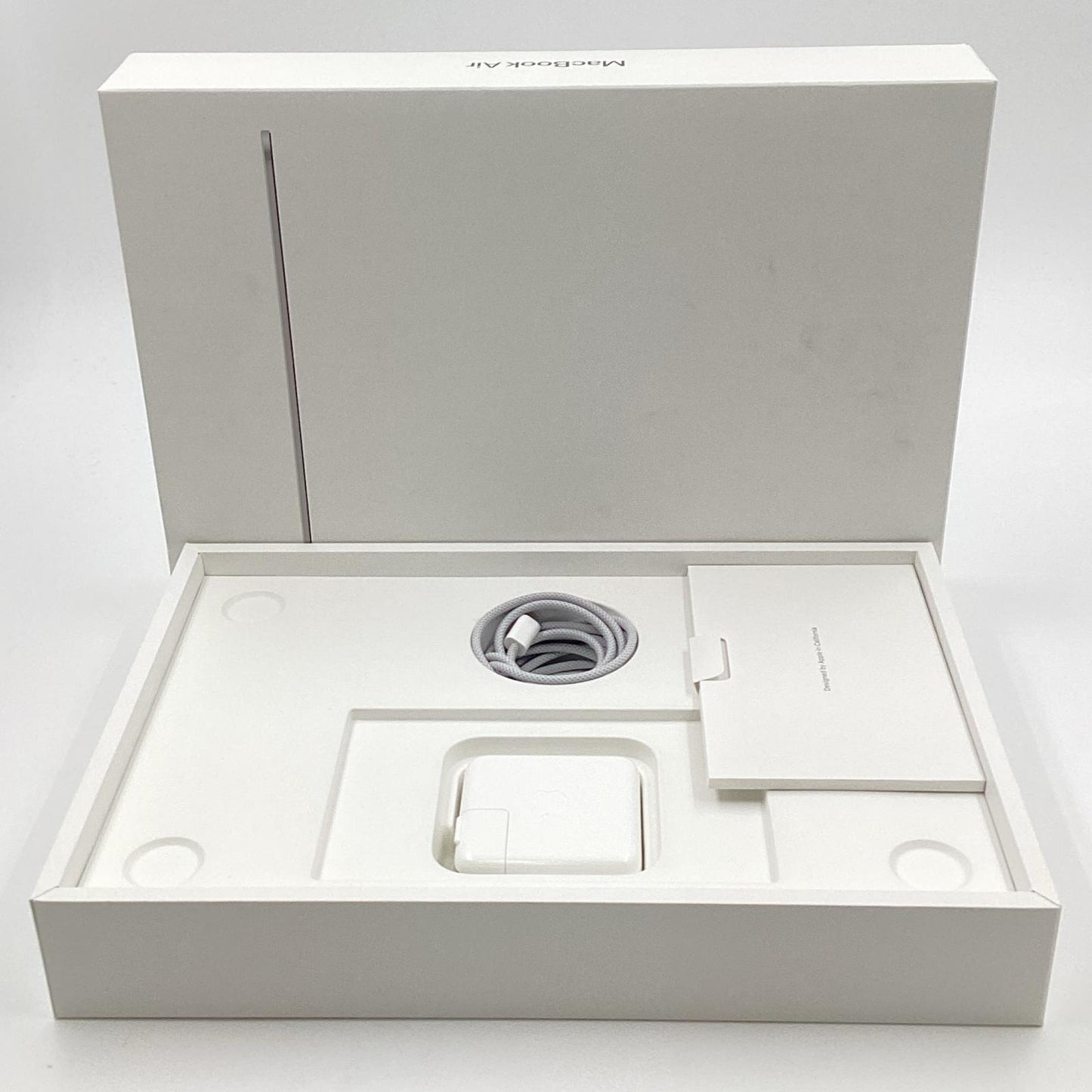 【全額返金保証】【最速発送】Apple MacBook Air 13インチ 2024 Apple M3 16GB SSD 256GB スペースグレイ 100% 超美品 動作確認済