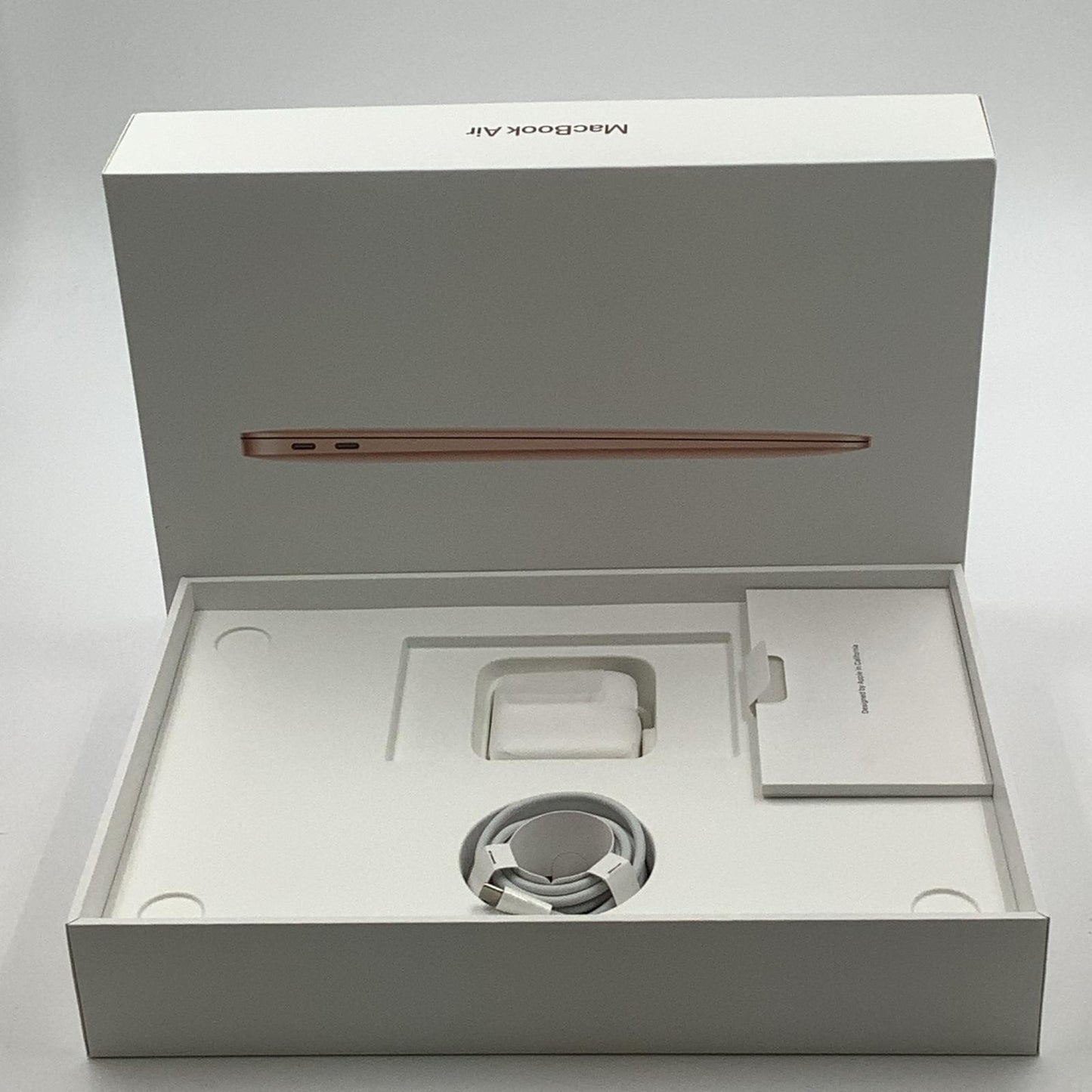 【全額返金保証】【最速発送】Apple MacBook Air 13インチ 2020 Apple M1 8GB SSD 512GB ゴールド 96% 動作確認済