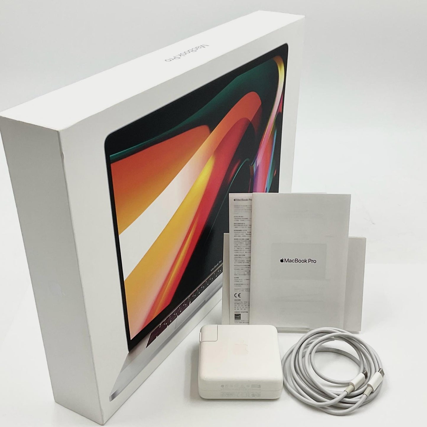【全額返金保証】【最速発送】Apple MacBook Pro 16インチ 2019 Intel Core i7 16GB SSD 512GB シルバー 動作確認済
