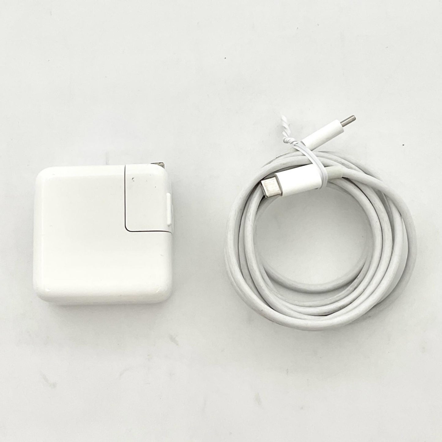 【全額返金保証】【最速発送】Apple MacBook Air 13インチ 2020 Intel Core i5 8GB SSD 256GB スペースグレイ 81% 動作確認済