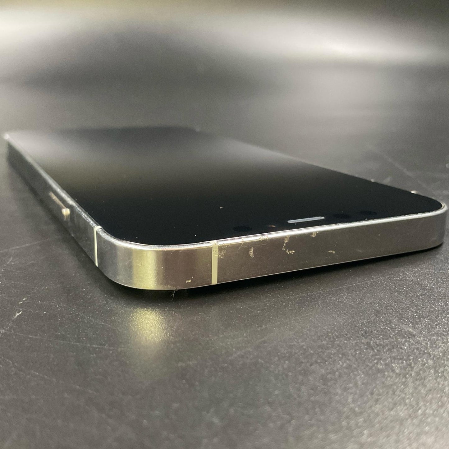 【全額返金保証】【最速発送】Apple iPhone iPhone 12 Pro 128GB シルバー docomo 白ロム 動作確認済 80%