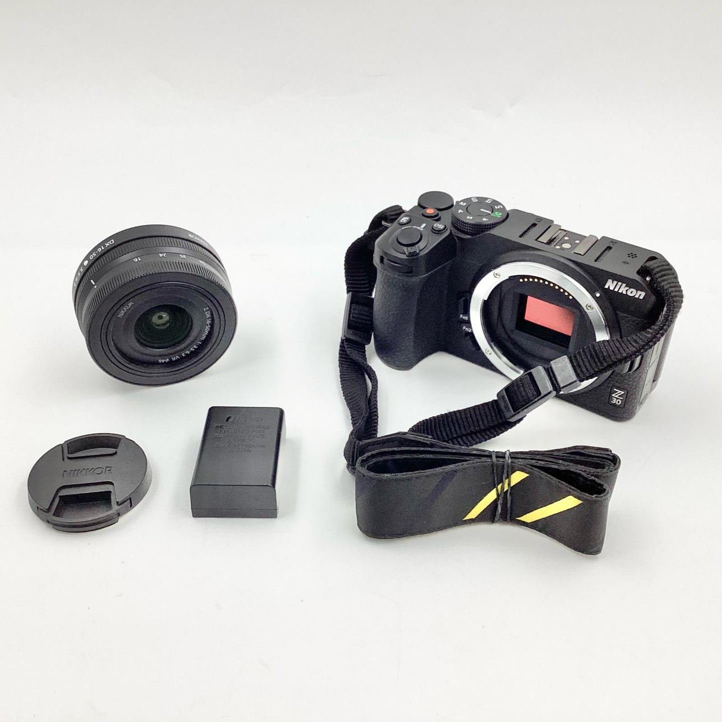 【全額返金保証】【最速発送】Nikon デジタル一眼 Z 30 16-50 VR レンズキット ブラック 超美品 動作確認済