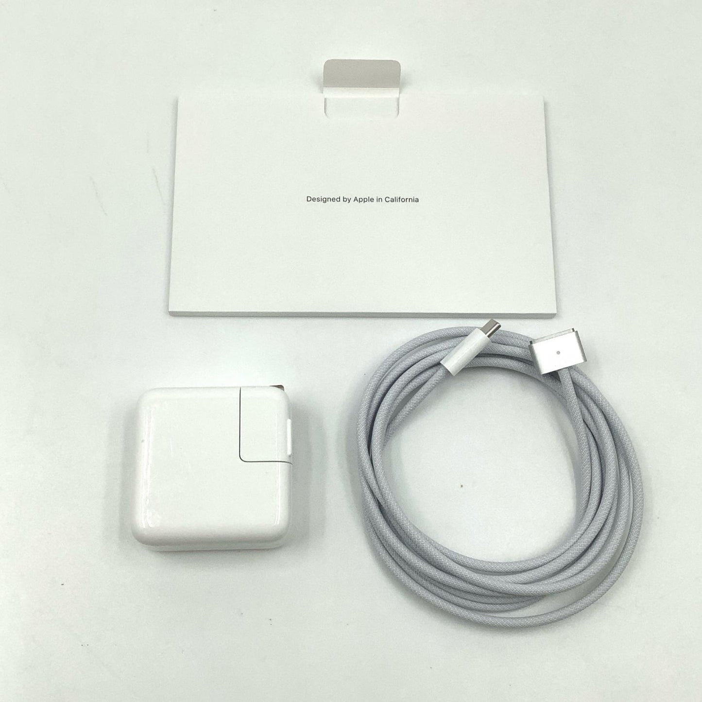 【全額返金保証】【最速発送】Apple MacBook Air 13.6インチ 2022 Apple M2 8GB SSD 256GB シルバー 100% 美品 動作確認済