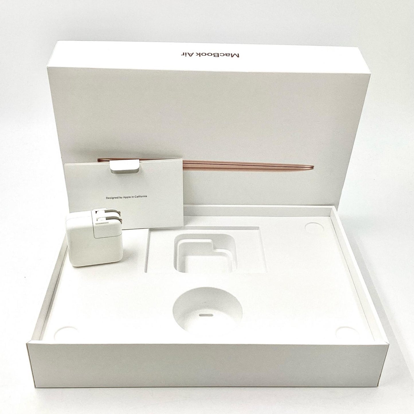【全額返金保証】【最速発送】Apple MacBook Air 13インチ 2020 1.1GHz デュアルコア Intel Core i3 8GB SSD 256GB ゴールド 動作確認済