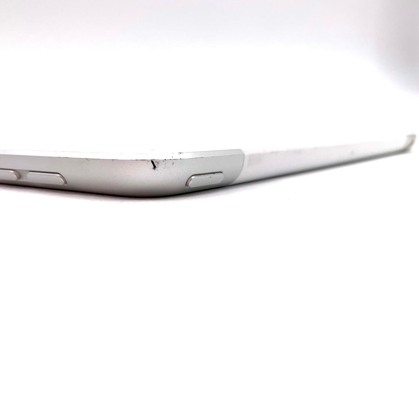 【全額返金保証】【最速発送】Apple iPad iPad 10.2インチ 第7世代 32GB シルバー WiFi+Cellular 動作確認済