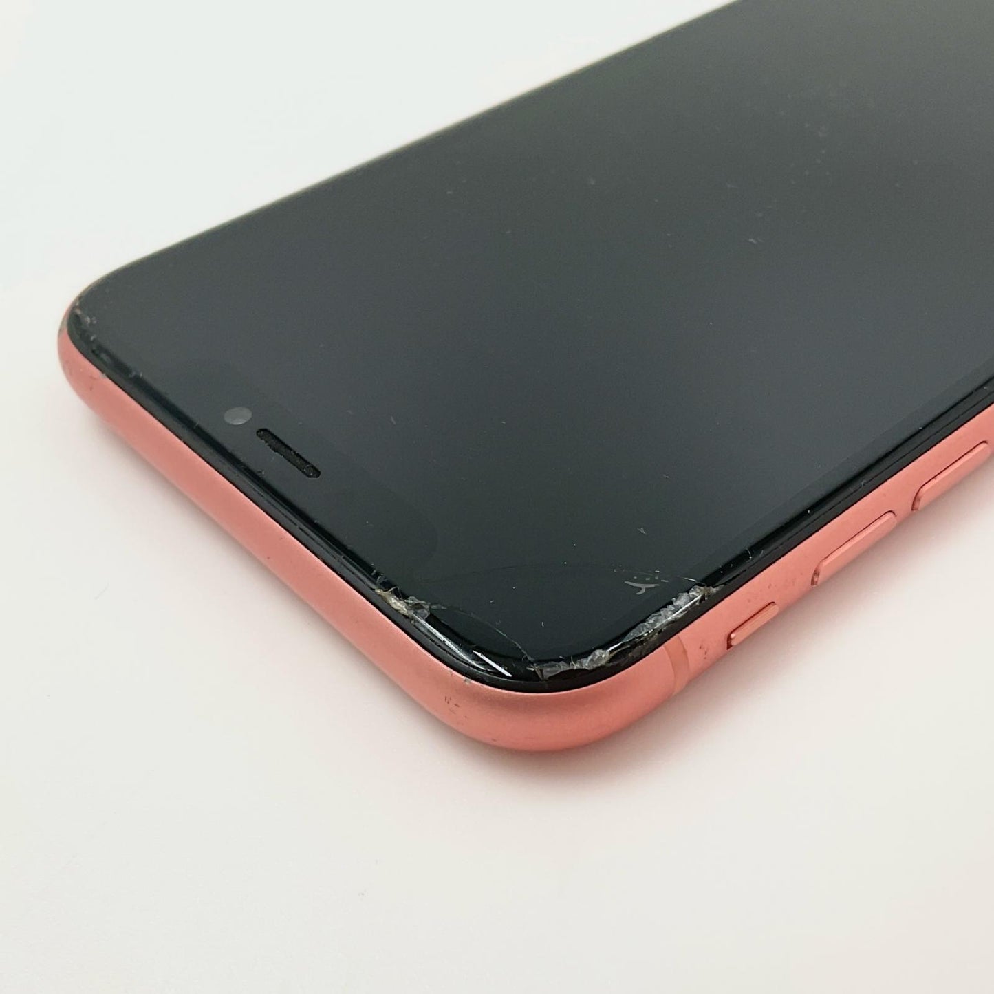 【最速発送】Apple iPhone iPhone XR 64GB コーラル docomo 白ロム【難有】 82%
