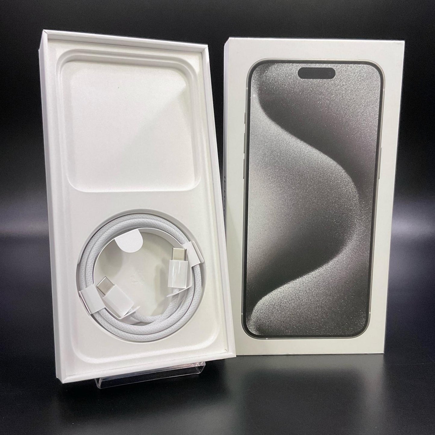 【全額返金保証】【最速発送】Apple iPhone iPhone Pro Max 15 Pro Max 256GB ホワイト Softbank 美品 動作確認済 85%
