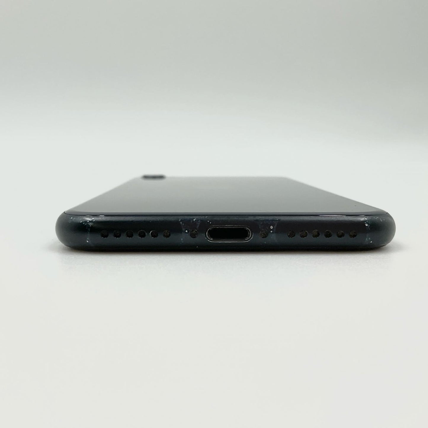 【全額返金保証】【最速発送】Apple iPhone iPhone SE(第3世代) 256GB ミッドナイト Softbank 動作確認済 74%