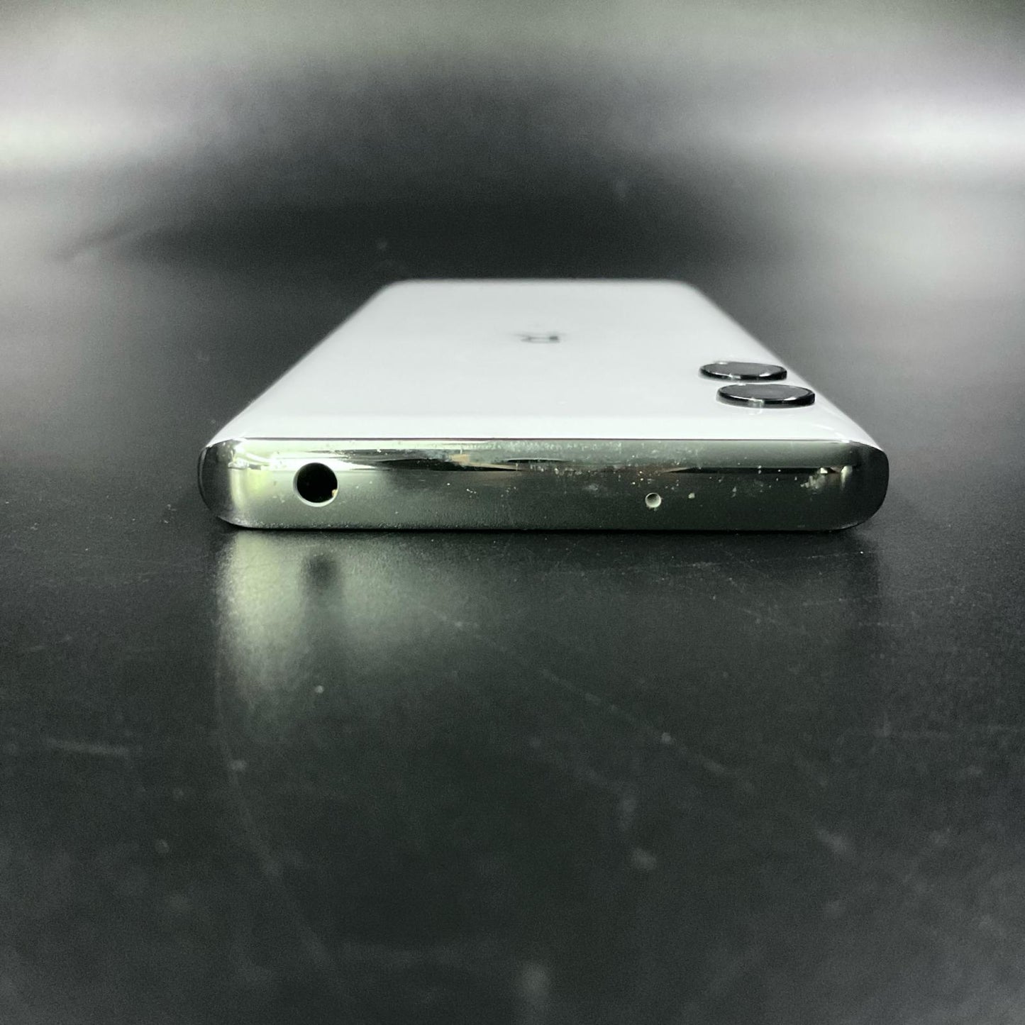 【全額返金保証】【最速発送】楽天モバイル Rakuten Hand 64GB ホワイト 楽天モバイル P710 白ロム 動作確認済