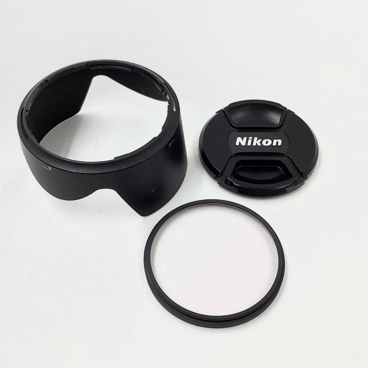 【全額返金保証】【最速発送】Nikon AF-S DX VR Zoom-Nikkor 18-200mm f/3.5-5.6G IF-ED 美品 動作確認済