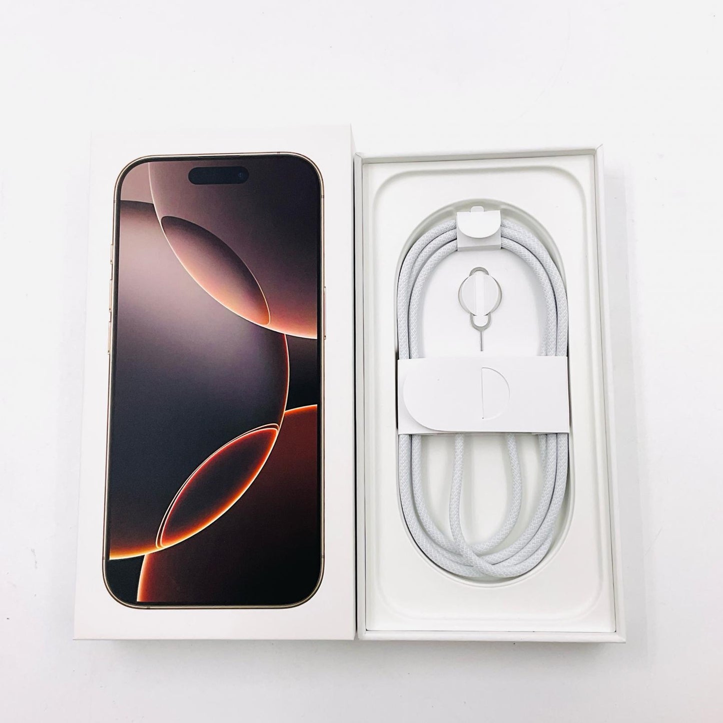 【全額返金保証】【最速発送】Apple iPhone iPhone 16 Pro 128GB デザートチタニウム au 白ロム 超美品 動作確認済 100%
