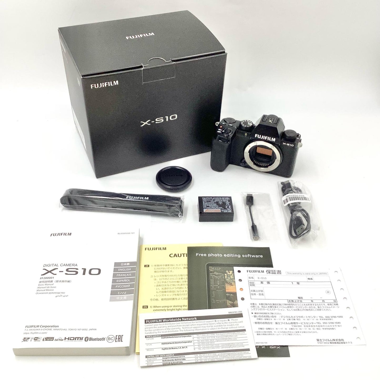【全額返金保証】【最速発送】FUJIFILM デジタル一眼 X-S10 ボディ ブラック 超美品 動作確認済