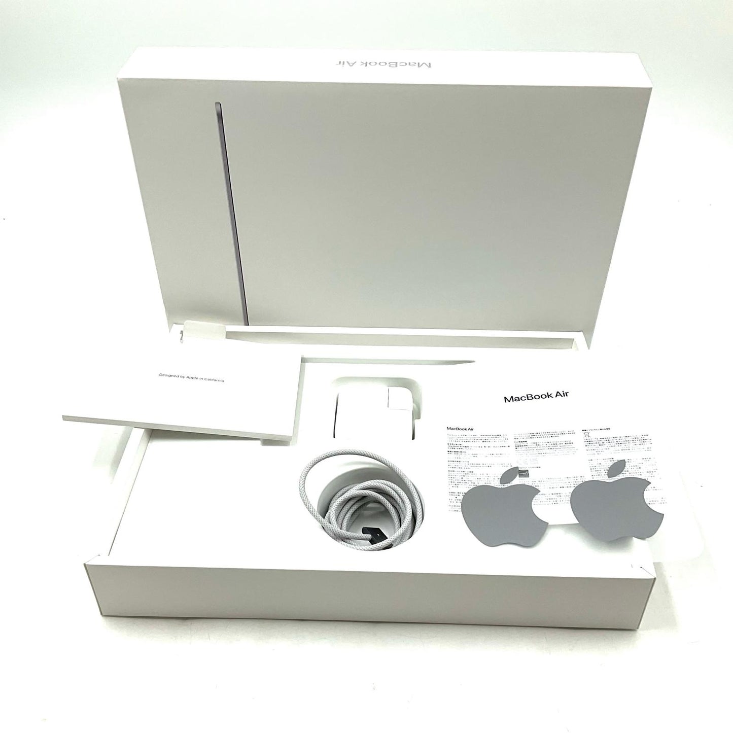【全額返金保証】【最速発送】Apple MacBook Air 13.6インチ 2022 Apple M2 8GB SSD 256GB スペースグレイ 100% 超美品 動作確認済