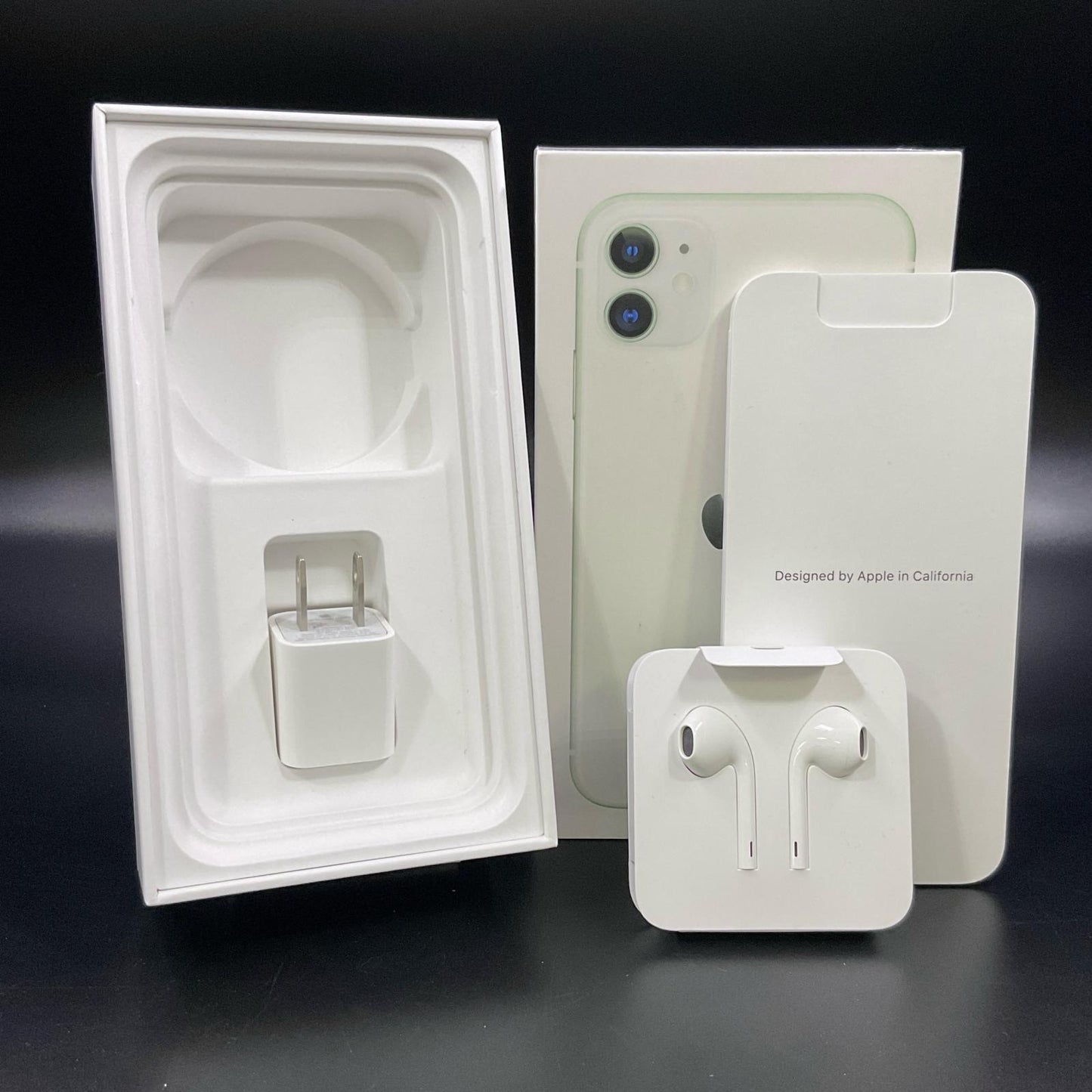 【全額返金保証】【最速発送】Apple iPhone iPhone 11 64GB ホワイト au 白ロム 動作確認済 84%