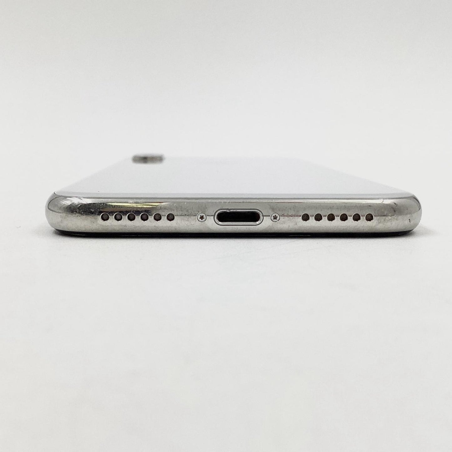 【最速発送】Apple iPhone iPhone X 64GB シルバー docomo 白ロム【難有】 78%