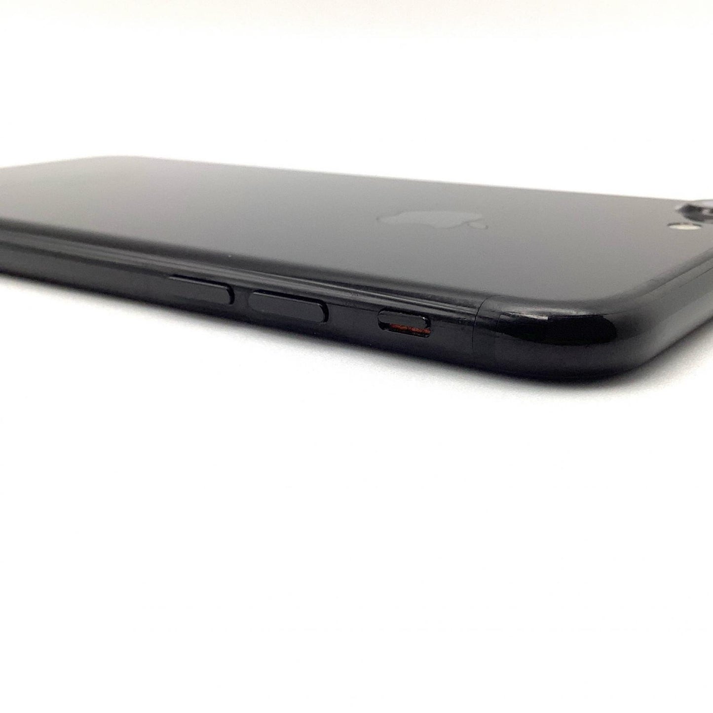 【全額返金保証】【最速発送】Apple iPhone iPhone 7 32GB ジェットブラック docomo 白ロム 動作確認済 66%