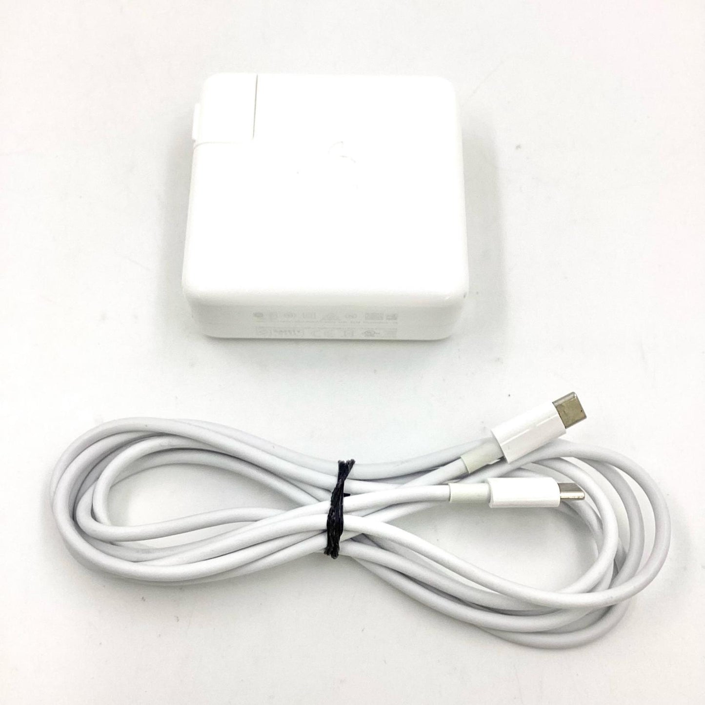 【全額返金保証】【最速発送】Apple MacBook Pro 16インチ 2019 Intel Core i9 2.3GHz 16GB SSD 1TB シルバー 82.1% 動作確認済