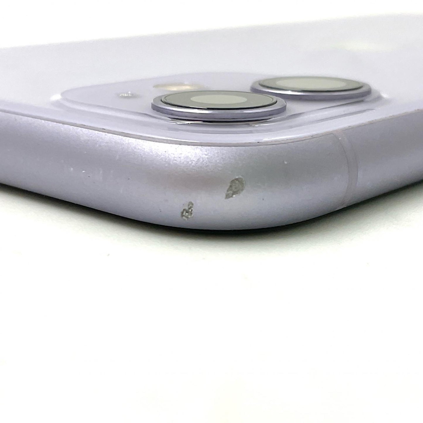 【全額返金保証】【最速発送】Apple iPhone iPhone 11 256GB パープル au 白ロム 動作確認済 75%