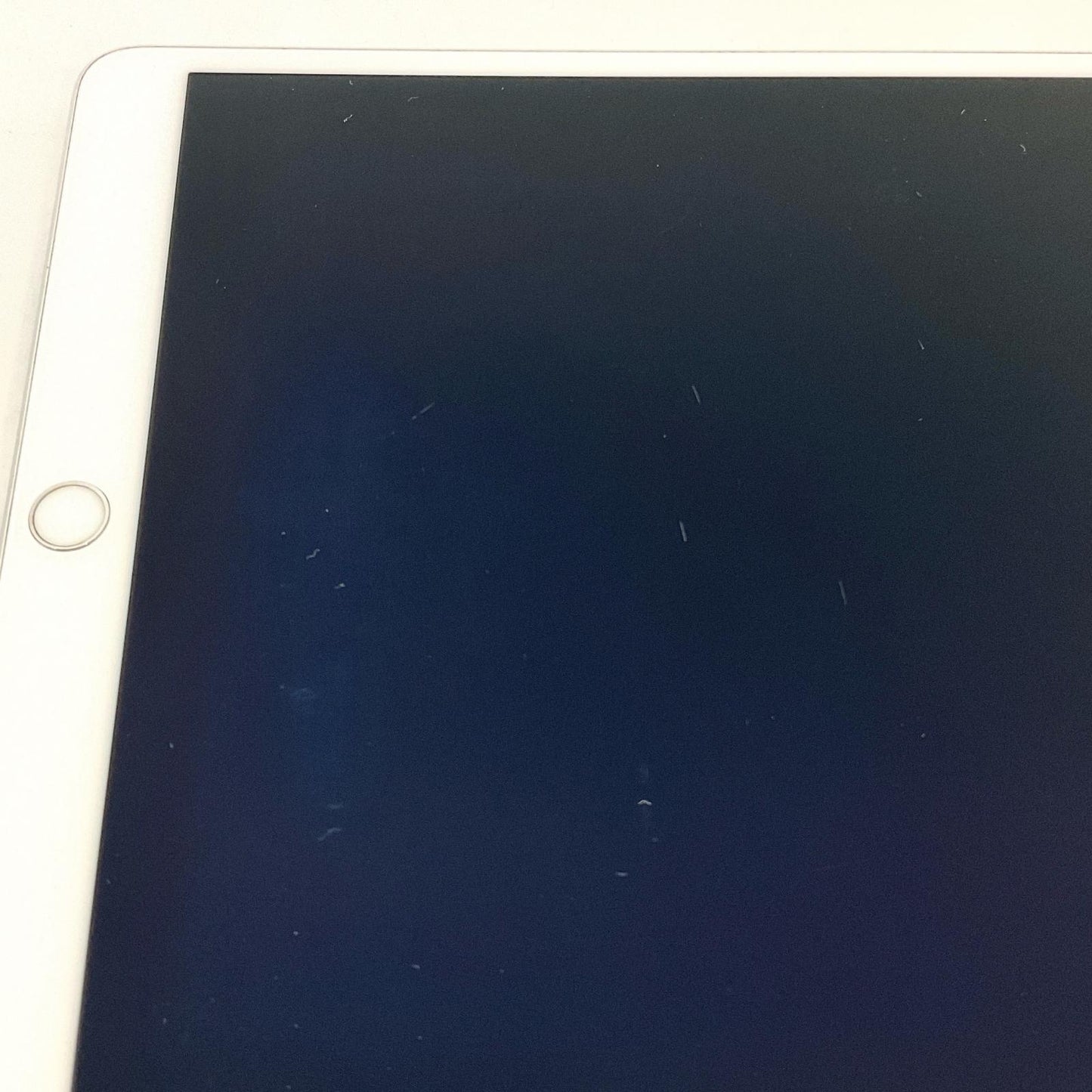 【全額返金保証】【最速発送】Apple iPad iPad Air 10.5インチ 第3世代 64GB シルバー WiFi+Cellular au 白ロム 動作確認済