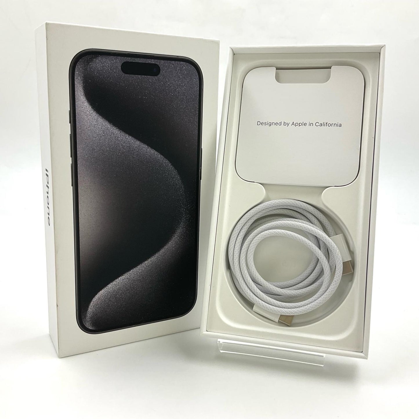 【全額返金保証】【最速発送】Apple iPhone iPhone 15 Pro 256GB ブラック au 動作確認済 91%