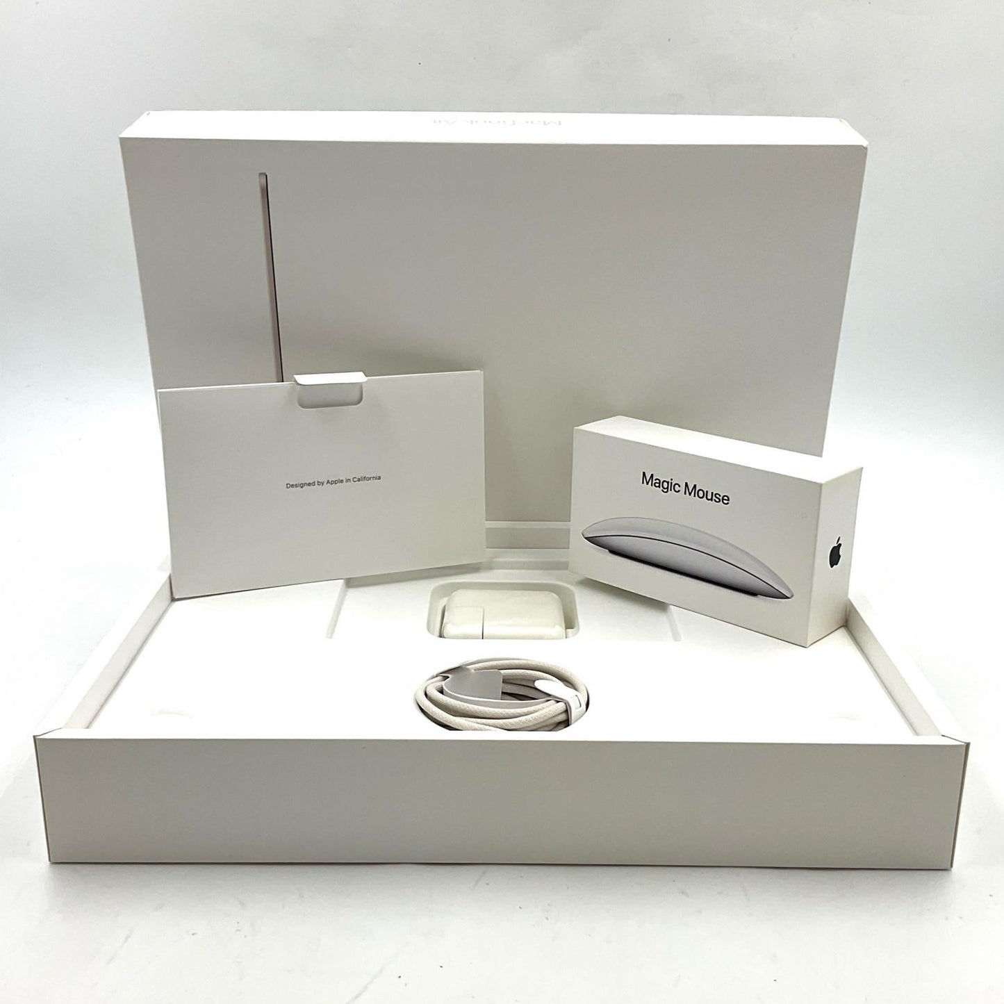 【全額返金保証】【最速発送】Apple MacBook Air 13.6インチ 2022 Apple M2 8GB SSD 256GB スターライト 82% 動作確認済