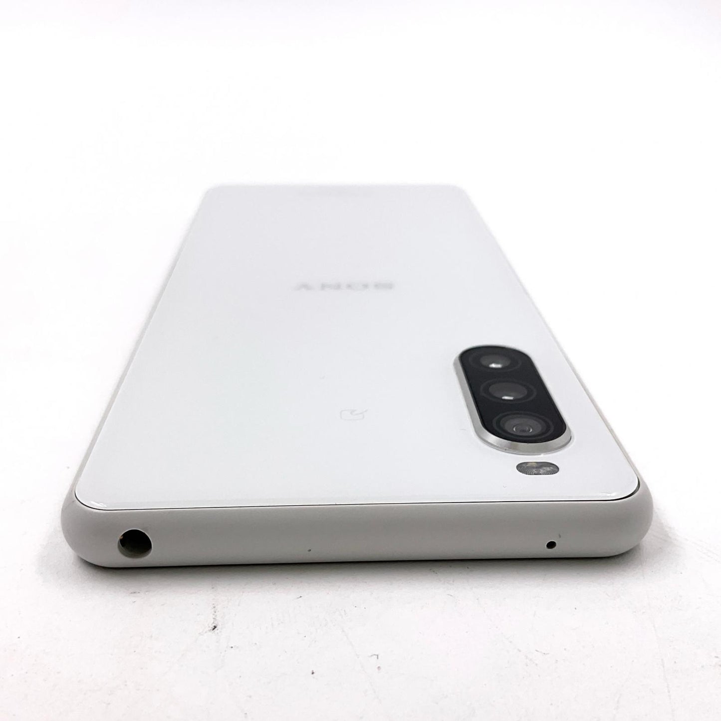 【全額返金保証】【最速発送】Sony Xperia 10 II 64GB ホワイト au SIMフリー SOV43 白ロム 動作確認済