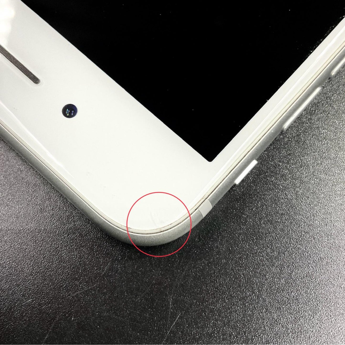 【全額返金保証】【最速発送】Apple iPhone iPhone Plus 8 Plus 256GB シルバー docomo 白ロム 動作確認済 76%