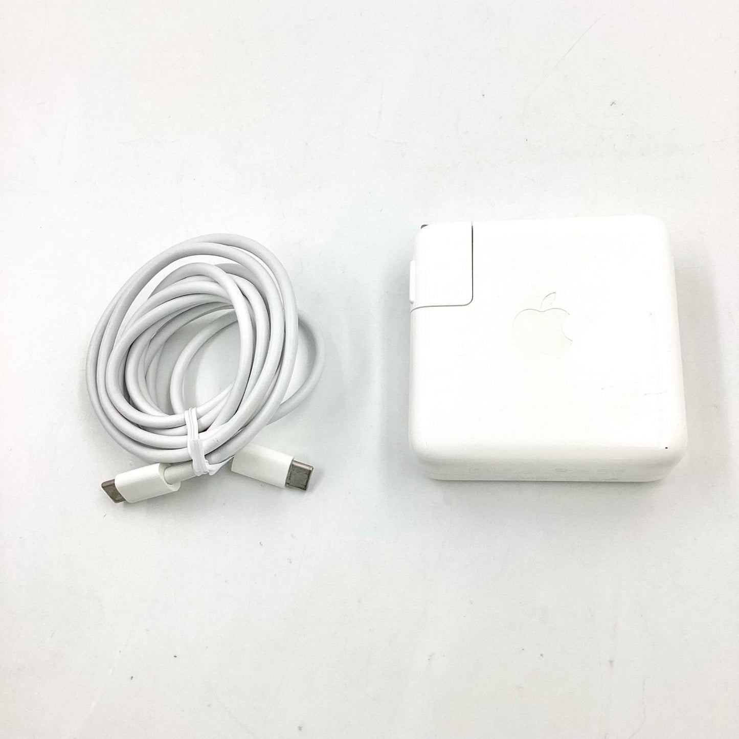 【最速発送】Apple MacBook Pro 13.3インチ 2019 1.7 GHz クアッドコア Intel Core i7 8GB SSD 512GB スペースグレイ 76.6%【難有】