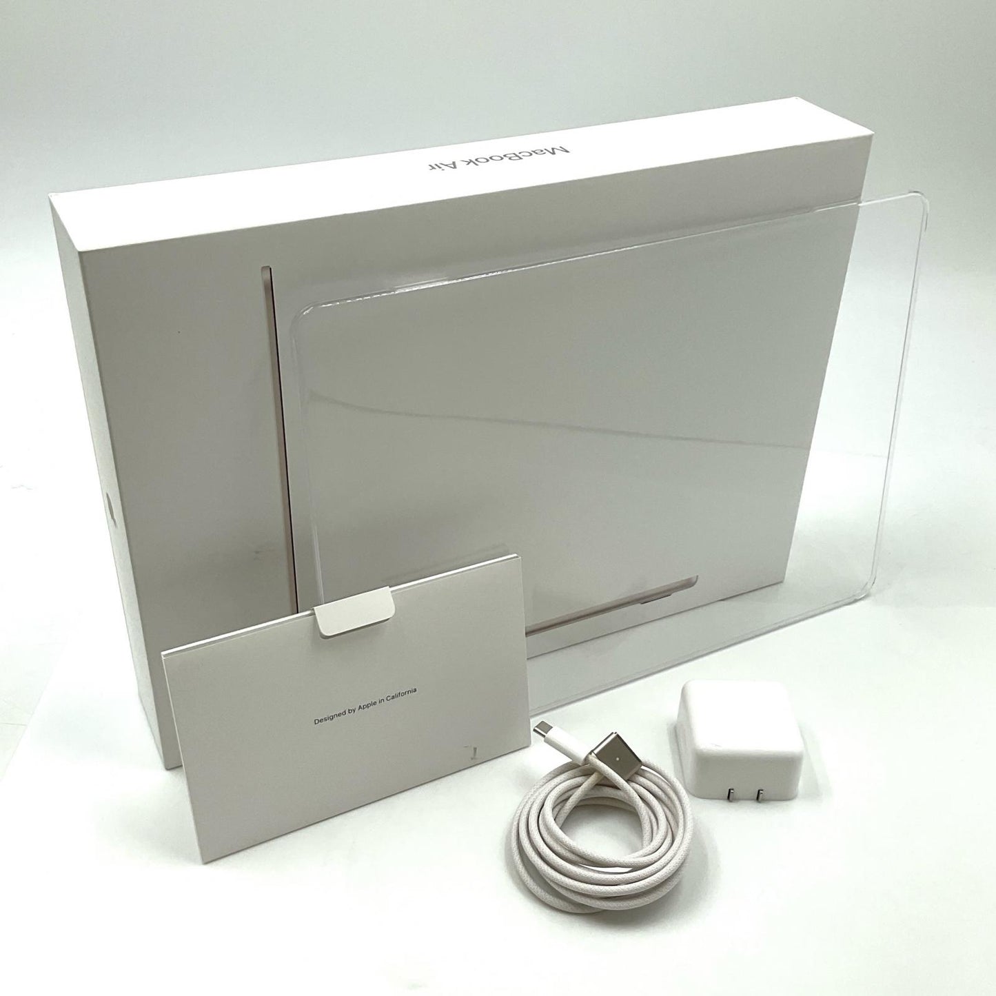 【全額返金保証】【最速発送】Apple MacBook Air 13.6インチ 2024 Apple M3 8GB SSD 512GB スターライト 100% 超美品 動作確認済