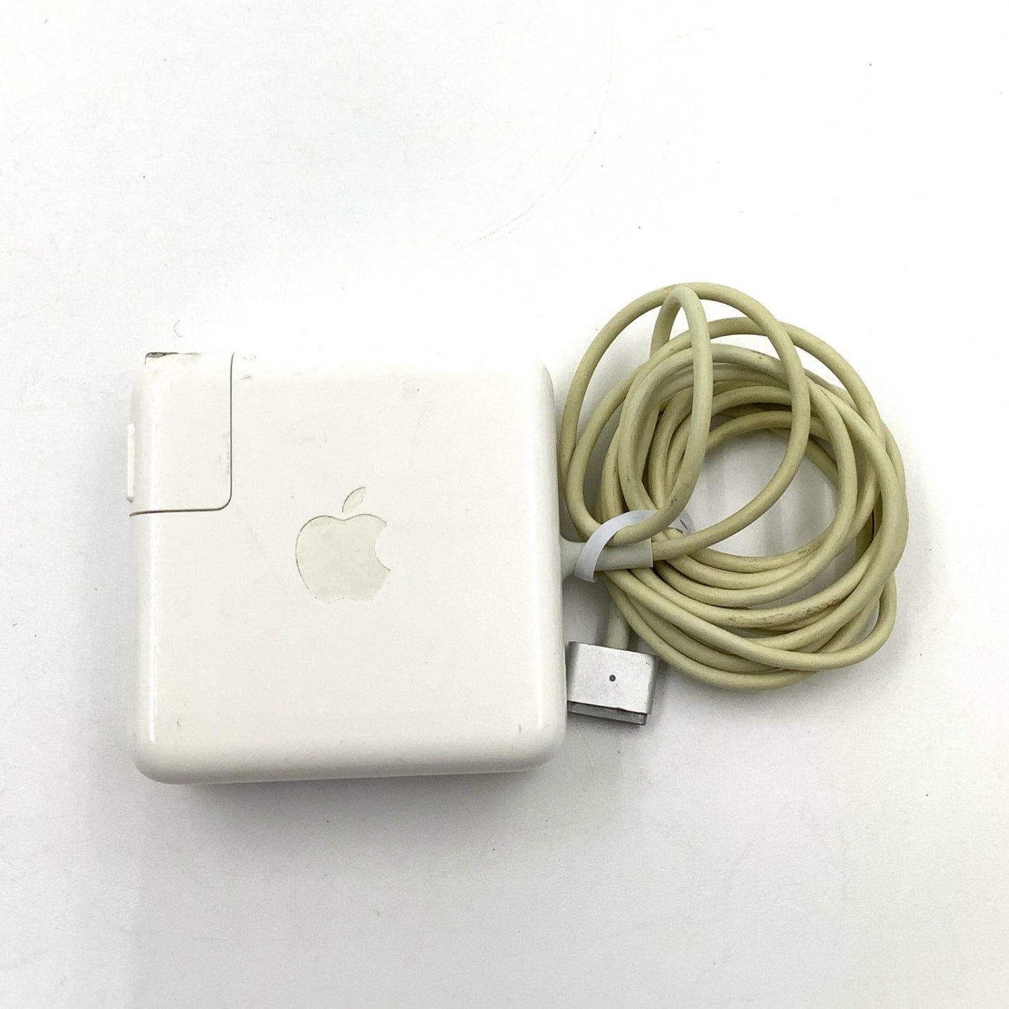 【最速発送】Apple MacBook Pro 13.3インチ 2015 2.7 GHz デュアルコア Intel Core i5 8GB SSD 128GB シルバー 79.8%【難有】