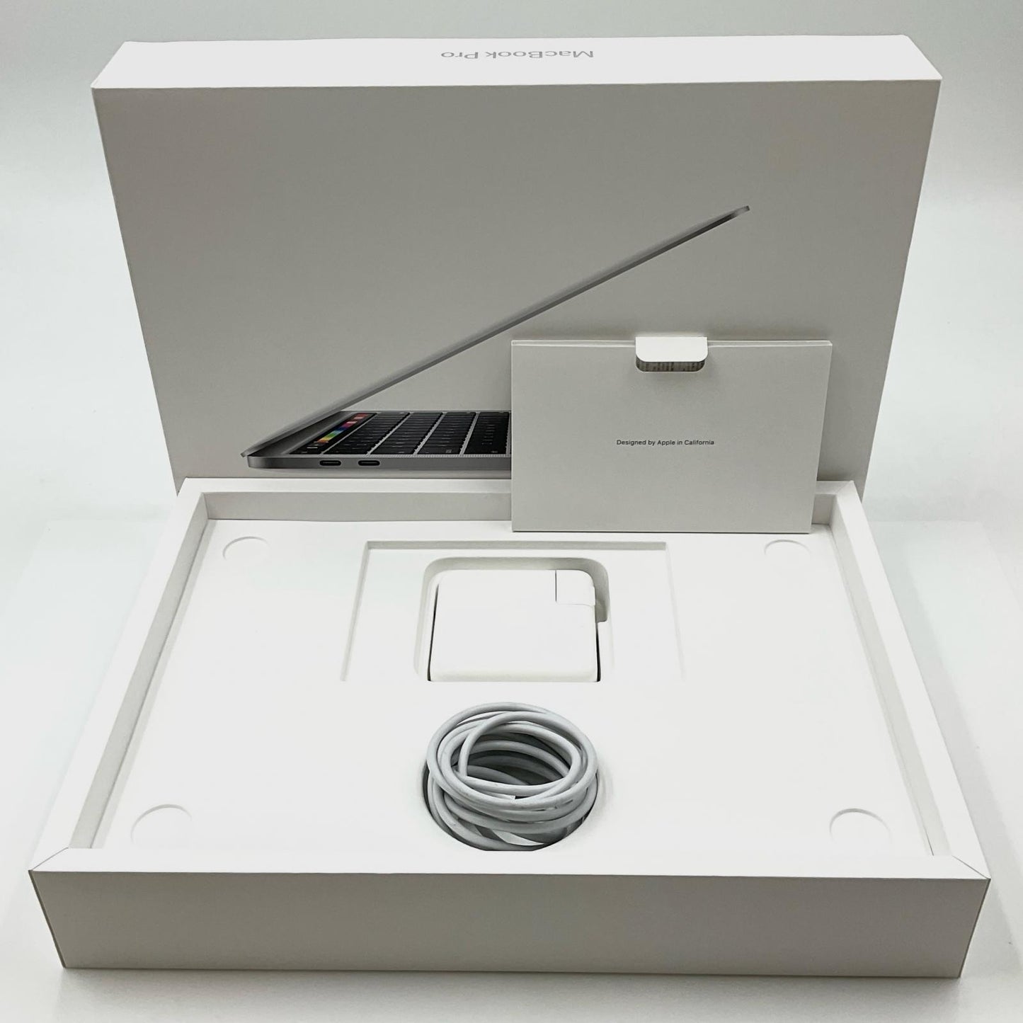 【全額返金保証】【最速発送】Apple MacBook Pro 13.3インチ 2020 2GHz クアッドコア Intel Core i5 16GB SSD 1TB シルバー 86.8% 動作確認済
