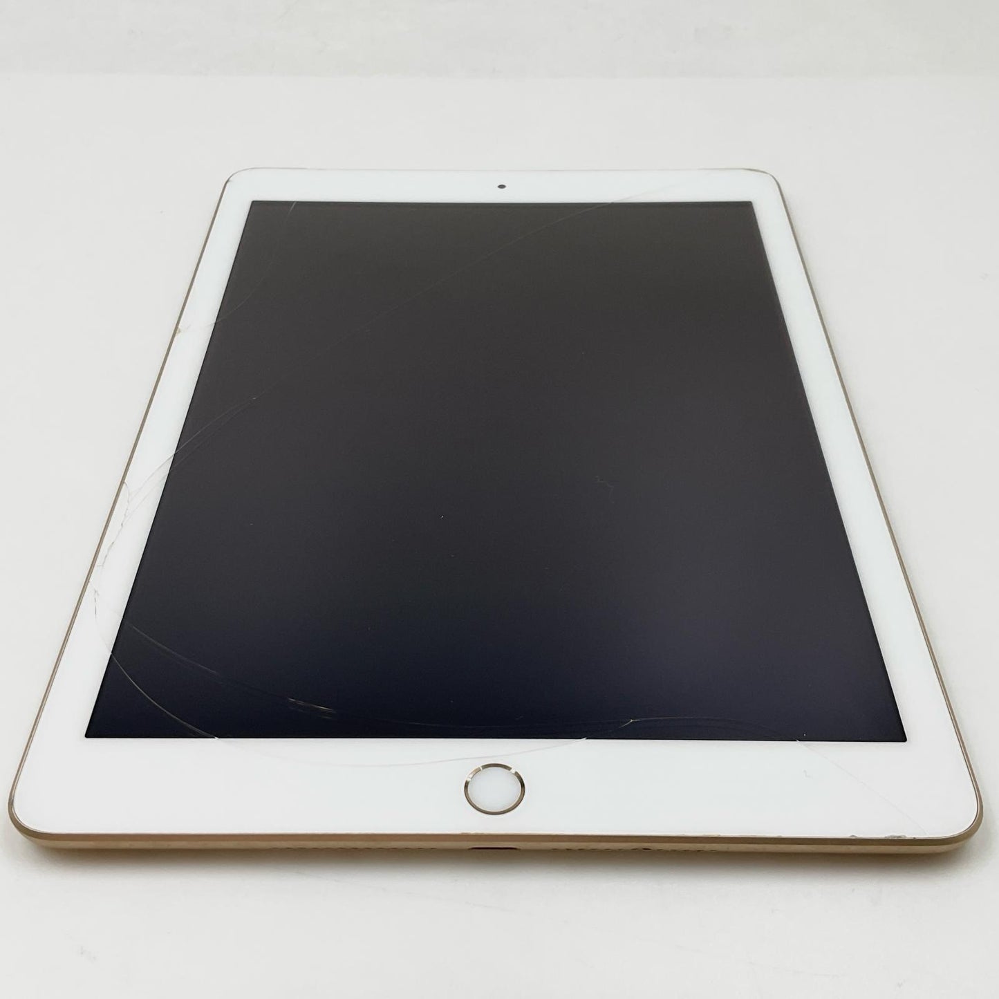 【最速発送】Apple iPad iPad 9.7インチ 第5世代 128GB ゴールド WiFi+Cellular docomo 白ロム【難有】