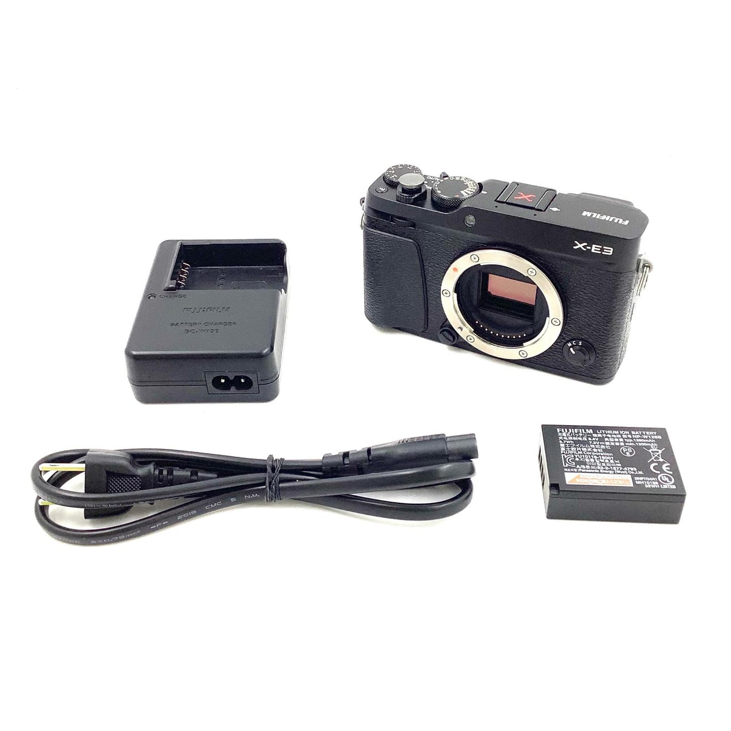 【全額返金保証】【最速発送】FUJIFILM デジタル一眼 FUJIFILM X-E3 ボディ ブラック 美品 動作確認済