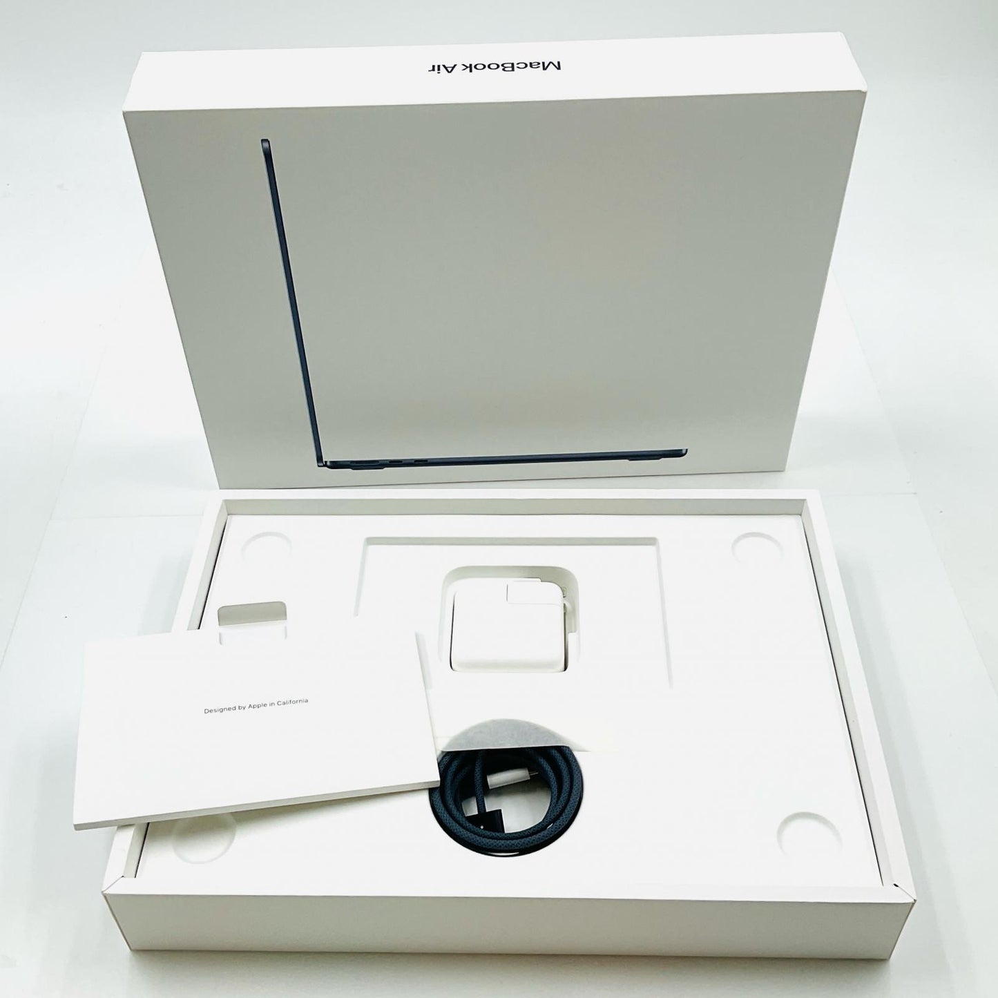 【全額返金保証】【最速発送】Apple MacBook Air 13インチ 2025 Apple M4 16GB SSD 256GB ミッドナイト 100% 超美品 動作確認済