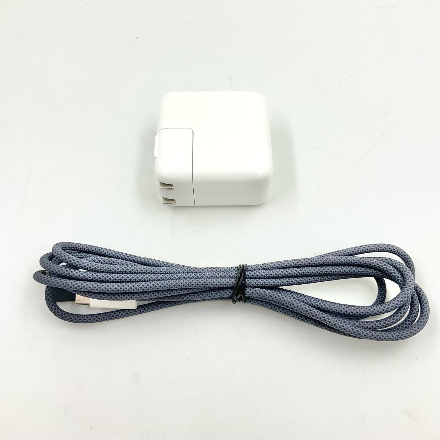 【全額返金保証】【最速発送】Apple MacBook Air 13.6インチ 2022 Apple M2 16GB SSD 256GB ミッドナイト 90% 動作確認済