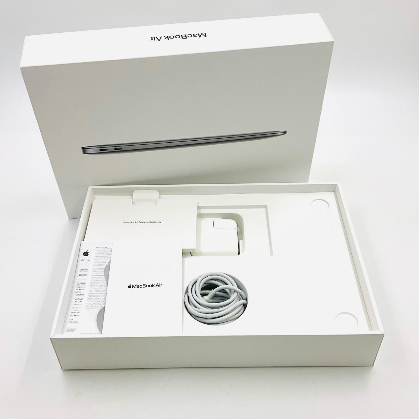 【全額返金保証】【最速発送】Apple MacBook Air 13.3インチ 2020 Apple M1 8GB SSD 256GB スペースグレイ 93% 動作確認済
